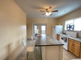 832 Parker St, Unit 3 in Boston, MA - Building Photo