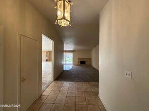 835 Singingwood Dr in Reno, NV - Building Photo - Building Photo