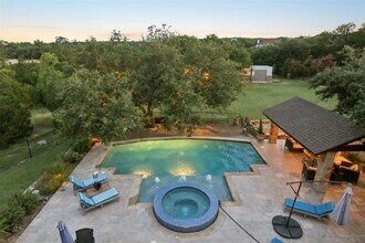 122 Silverstone Dr in Georgetown, TX - Building Photo - Building Photo