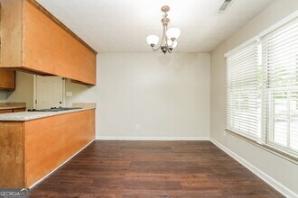 465 Rosehill Dr in Mcdonough, GA - Building Photo - Building Photo