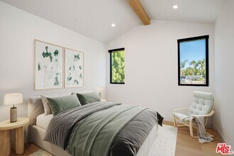 5658 Winnetka Ave in Los Angeles, CA - Building Photo - Building Photo