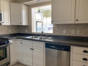 1336 N Eagle St in Naperville, IL - Building Photo - Building Photo