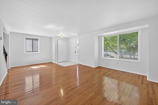 property at 7827 Archbold Terrace