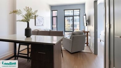 350 Maple Dr SW in Washington, DC - Building Photo - Building Photo