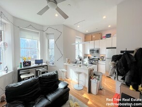 1607 Tremont St in Boston, MA - Building Photo - Building Photo