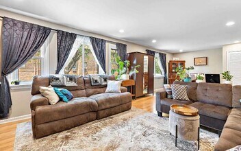 741 10TH St in Secaucus, NJ - Building Photo - Building Photo