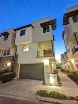 19537 Astor Pl in Los Angeles, CA - Building Photo