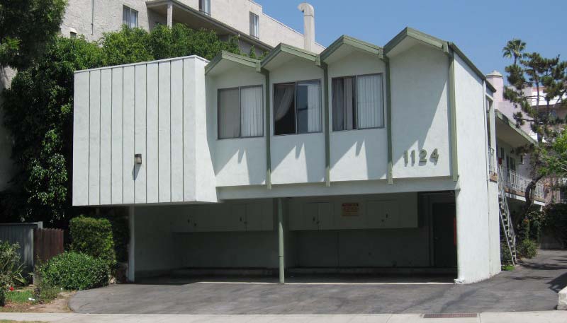 1124 N Columbus Ave in Glendale, CA - Building Photo