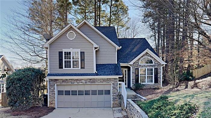 3361 English Oaks Dr NW in Kennesaw, GA - Building Photo