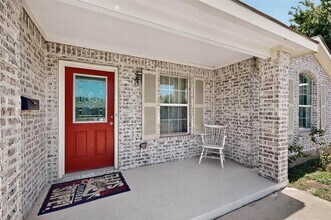 6622 Victoria Ave in Dallas, TX - Foto de edificio - Building Photo