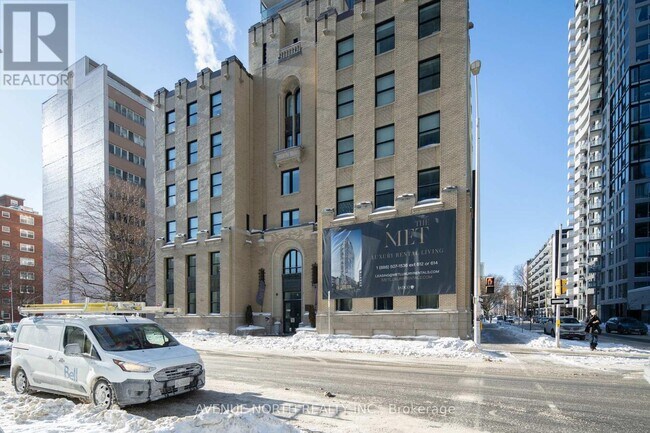 180 Metcalfe St in Ottawa, ON - Building Photo - Building Photo