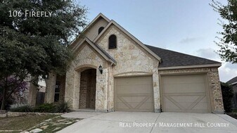 106 Firefly Ct in Boerne, TX - Building Photo