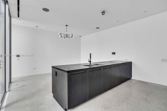 1665 Alton Rd in Miami Beach, FL - Building Photo - Building Photo