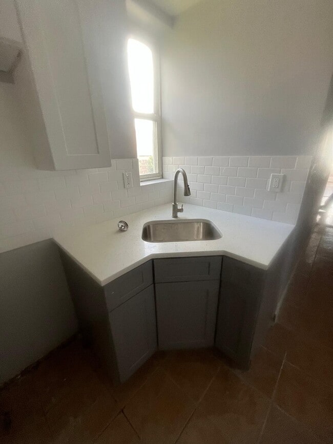 45 Jones St, Unit 5