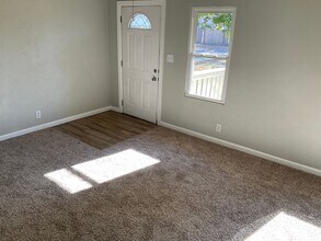 4713 SE 28th St in Del City, OK - Building Photo - Building Photo