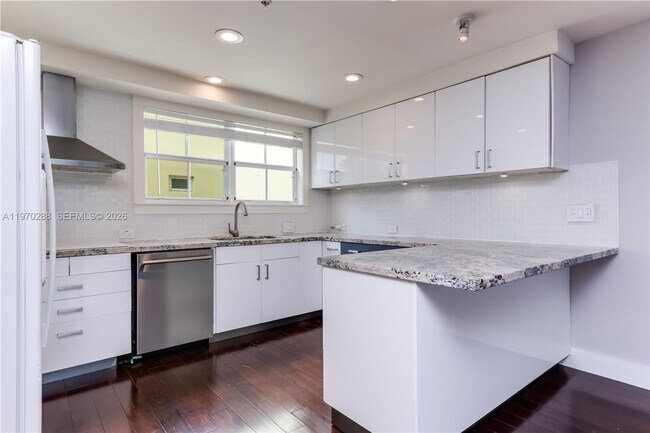 property at 623 NE 8th Ave