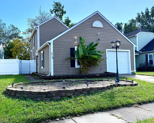 property at 814 Dryden St