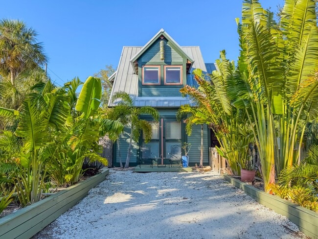 5113 31st Ave S, Unit 1