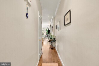 1522 32nd St NW in Washington, DC - Foto de edificio - Building Photo