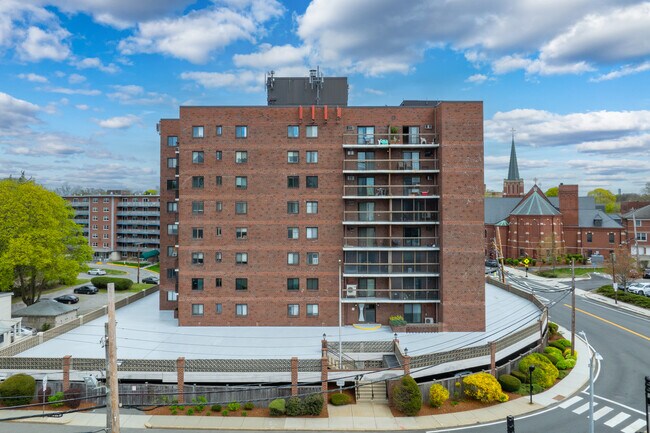 Mystic Tower in Arlington, MA - Building Photo - Building Photo