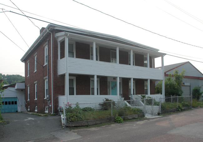 19 Soffron Ln in Ipswich, MA - Foto de edificio - Building Photo