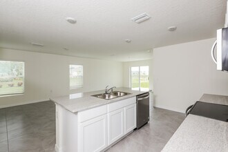 4911 Granite Dust Pl in Rubonia, FL - Building Photo - Building Photo