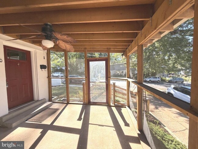 10640 Ashby Pl in Fairfax, VA - Building Photo - Building Photo
