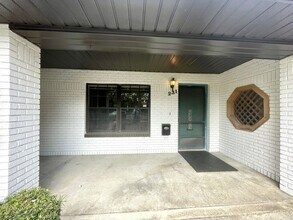 The Vanda Apartments | 1 & 2 Bedroom Apart in Apopka, FL - Building Photo - Interior Photo