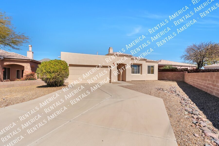 4860 W Saguaro Point Pl in Marana, AZ - Building Photo