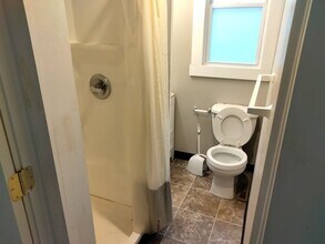 28 Rowley St in Rochester, NY - Building Photo - Building Photo