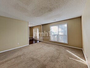 3472 Chastain Glen Ln NE in Marietta, GA - Building Photo - Building Photo