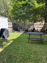 501 W Columbia Ter, Unit 3 in Peoria, IL - Building Photo