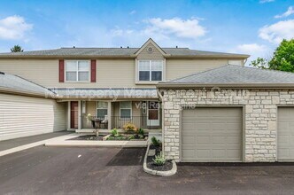 1812 Bennigan Dr in Hilliard, OH - Building Photo - Building Photo