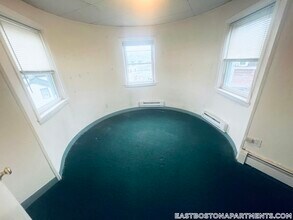 10 Marion St in Boston, MA - Building Photo - Building Photo