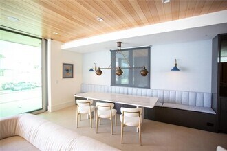 110 22nd St in Newport Beach, CA - Building Photo - Building Photo