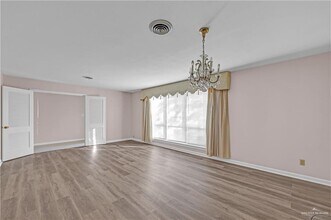 21 E Walnut Ave in McAllen, TX - Building Photo - Building Photo