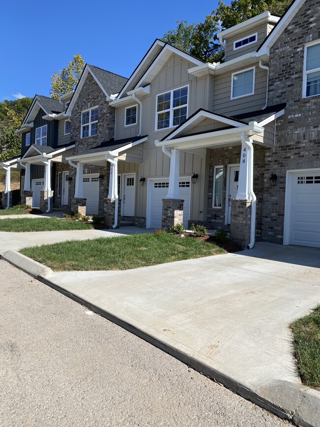Beaver Ridge Townhomes