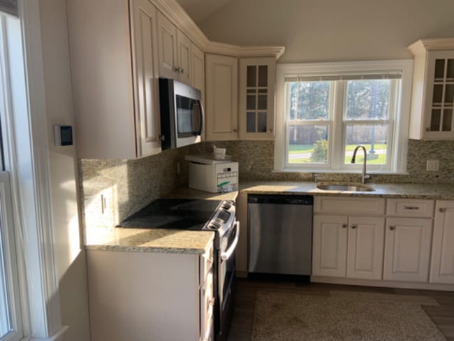 2 Beatrice Ln in Yarmouth, MA - Building Photo - Building Photo