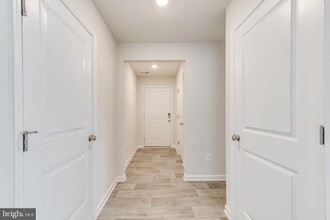 5221 Crooked Ln in Stephens City, VA - Building Photo - Building Photo