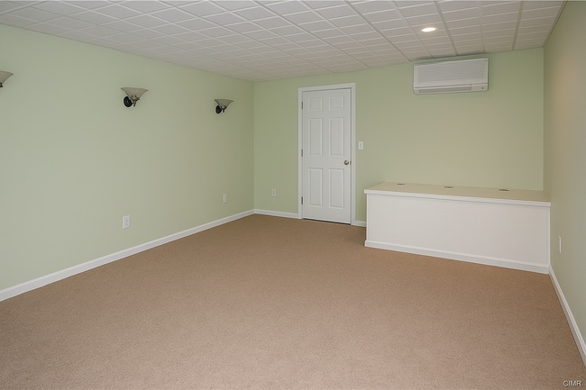 6686 Mine Dr in Macungie, PA - Building Photo - Building Photo