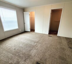 9791 Spinnaker Dr in Ira, MI - Foto de edificio - Building Photo