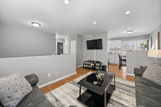 21937 E Churchill Dr in Richton Park, IL - Foto de edificio - Building Photo