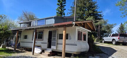 865 Granite Ridge Dr, Unit Tiny Blue House in Santa Cruz, CA - Foto de edificio - Building Photo