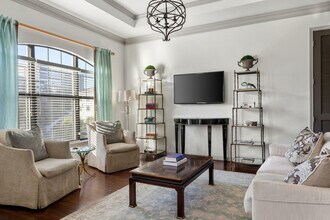 Rowe Vinings in Atlanta, GA - Building Photo - Building Photo