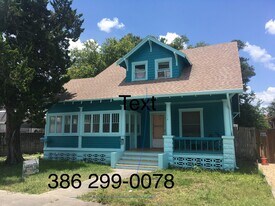 114 N Helme Pl in Daytona Beach, FL - Building Photo