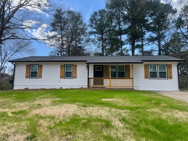 property at 335 Cindy Dr SE