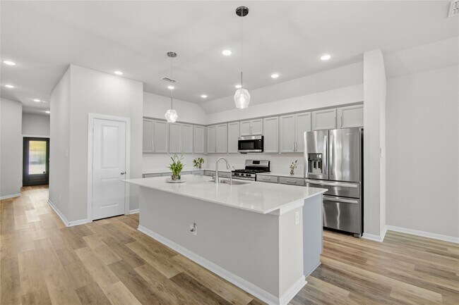 property at 2815 Torrey Pines Dr