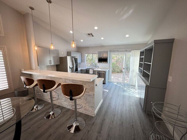 10229 Anoka Ave in Las Vegas, NV - Building Photo - Building Photo