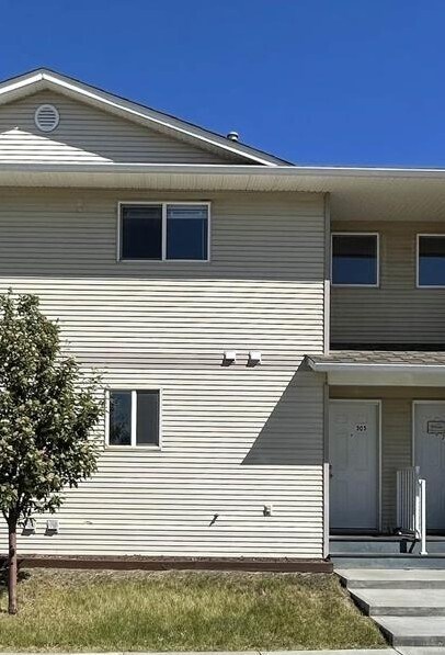 property at 9019-386 86 St