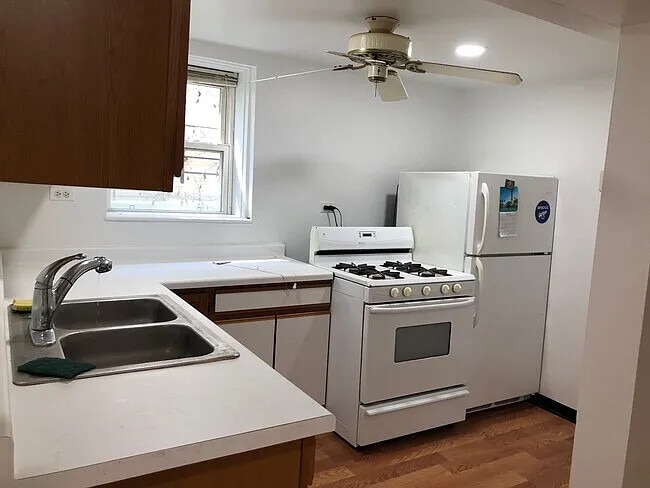 1618 W Carmen Ave, Unit G in Chicago, IL - Building Photo - Building Photo